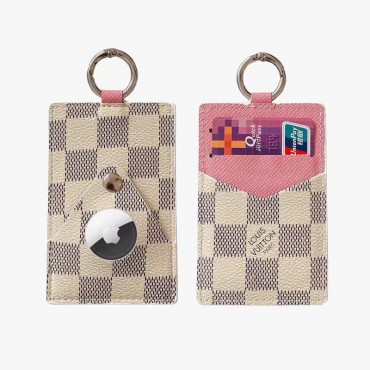 Gucci/グッチ ブランド Airtag保護カバー LV/ヴィトン アクセサリー お洒落カード収納GPSファインダーデバイス カラビナ付き 防塵 エアタグケース レザー製 GPS 紛失防止 メンズ レディース Gucci/グッチ ブランド Airtag保護カバー LV/ヴィトン アクセサリー お洒落カード収納GPSファインダーデバイス カラビナ付き 防塵 エアタグケース レザー製 GPS 紛失防止 メンズ レディース